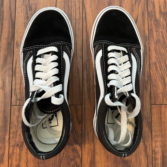 Vans Old Skool Shoe - Picture 5 of 5